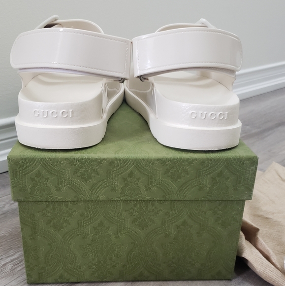 ***SOLD***100% Authentic Gucci Isla Buckled Rubber Sandals White Sz 38 - Picture 4 of 11